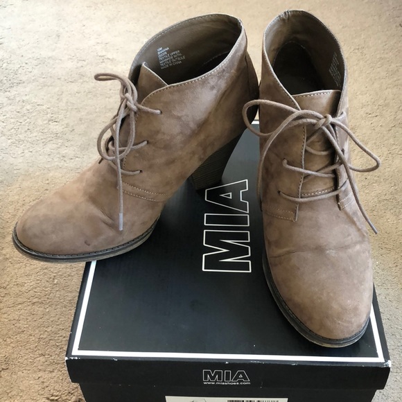 Suede Laced-Up Bootie - Picture 2 of 8